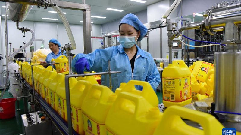 食品厂废水处理中的消泡剂选用要点**