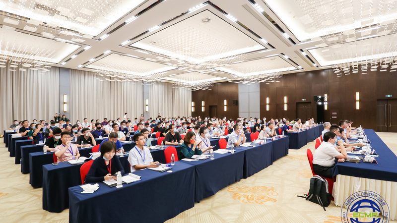 聚氨酯胶粘剂：揭秘其性能与选型关键**